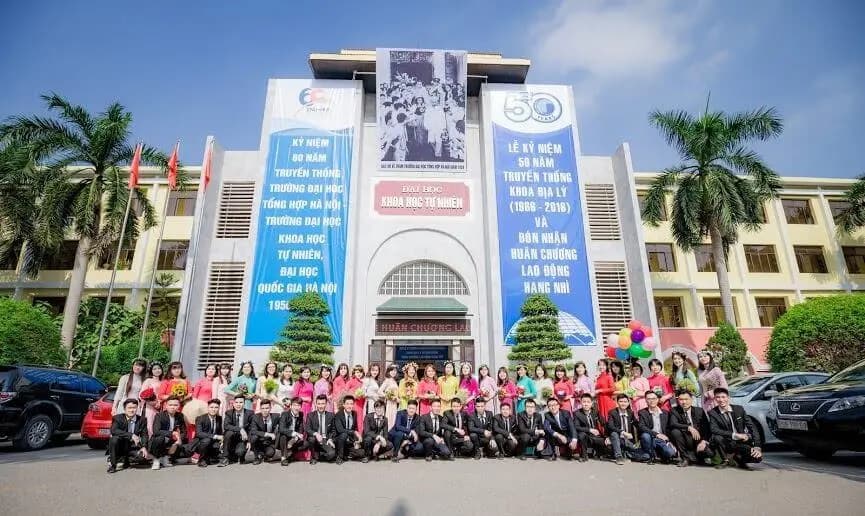 THÔNG BÁO TUYỂN SINH ĐẠI HỌC 2025 – TRƯỜNG ĐẠI HỌC KHOA HỌC TỰ NHIÊN, ĐHQGHN CHÍNH THỨC MỞ CỔNG ĐĂNG KÝ XÉT TUYỂN TRỰC TUYẾN